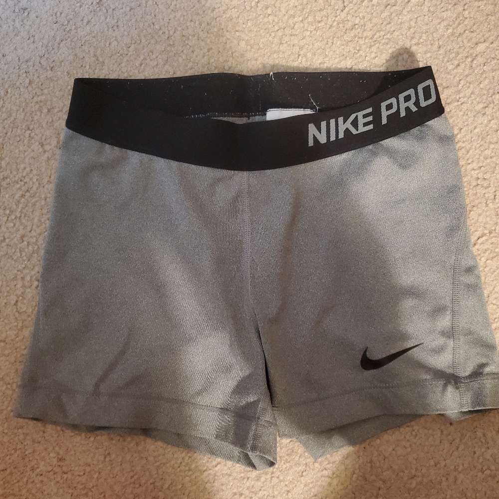 Nike Pro Dri Fit Gray Compression Shorts (M)